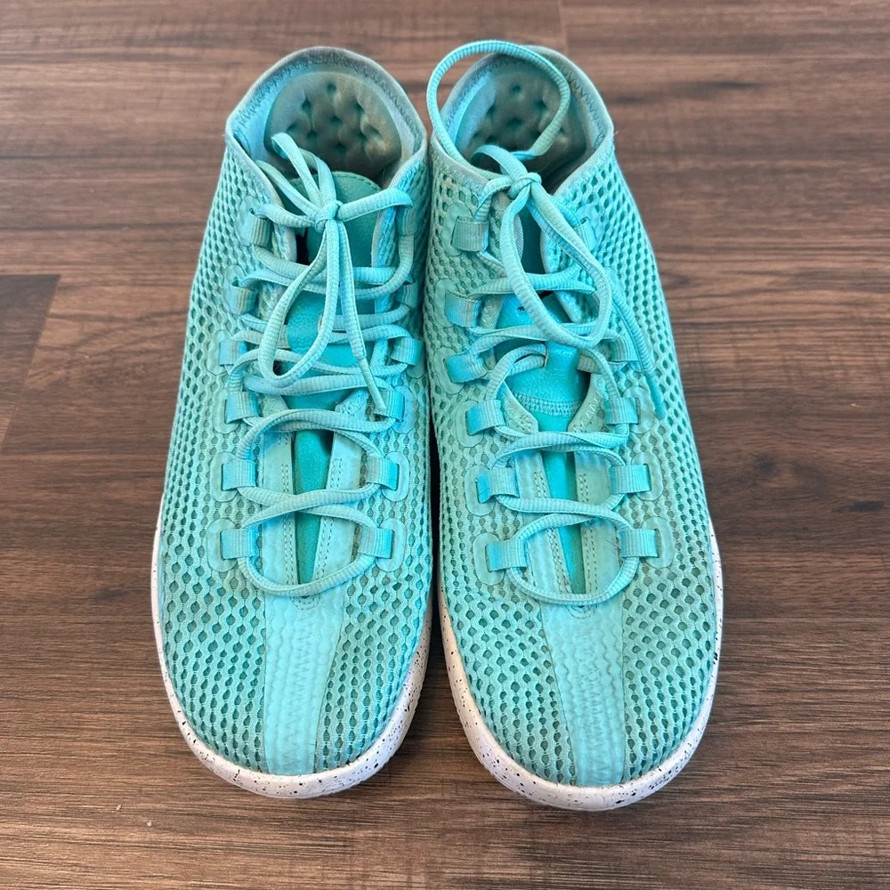 Jordan Nike Reveal Hyper Turquoise Sneakers 9.5